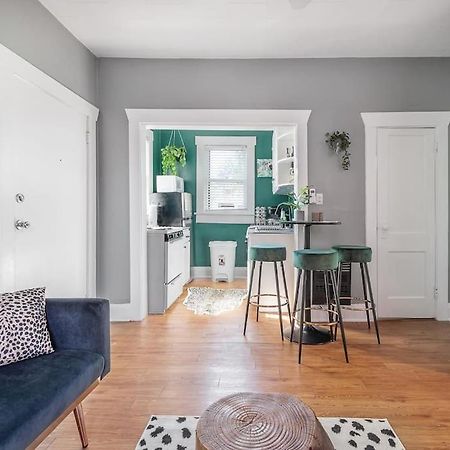 Jungle Themed Apt. Close To Coffee, Food + Shops! Tampa Eksteriør billede
