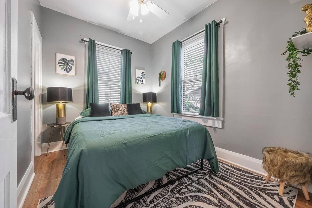 Jungle Themed Apt. Close To Coffee, Food + Shops! Tampa Eksteriør billede